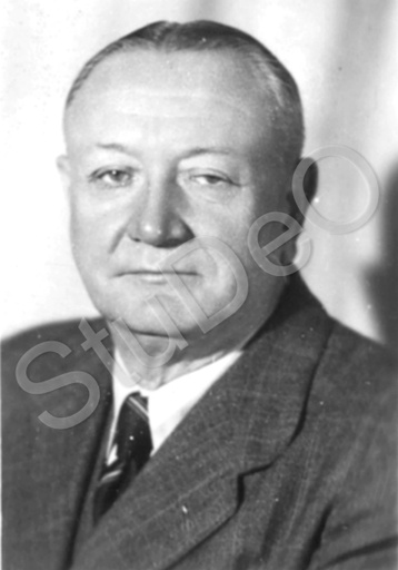 P1822